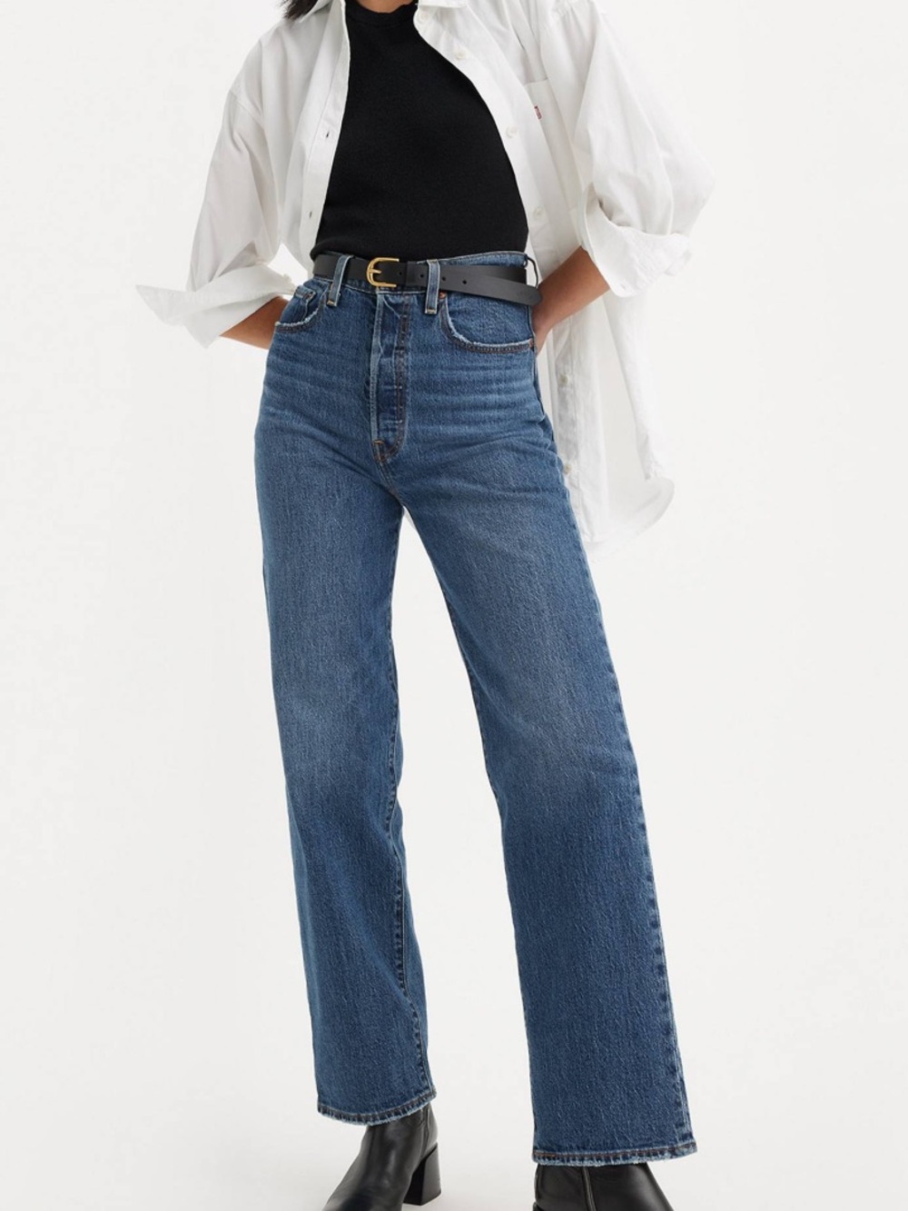 Levi's Ribcage High-Rise Straight-Leg Women's Jeans in Medium Blue Size 26